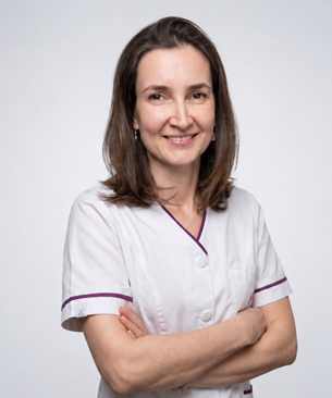 Dr Corina Merticariu